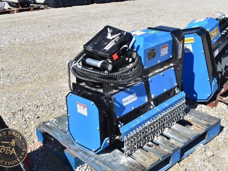 caterpillar-305-image-3