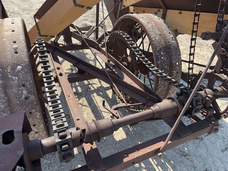 1926-john-deere-corn-picker-image-20