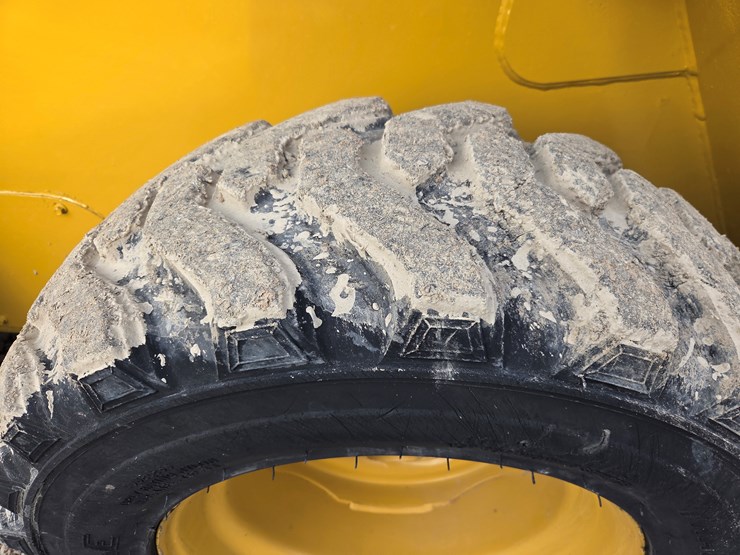 massey-ferguson-8-image-52