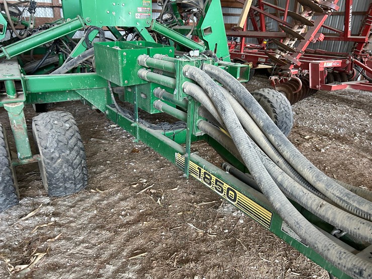 john-deere-1900-image-65