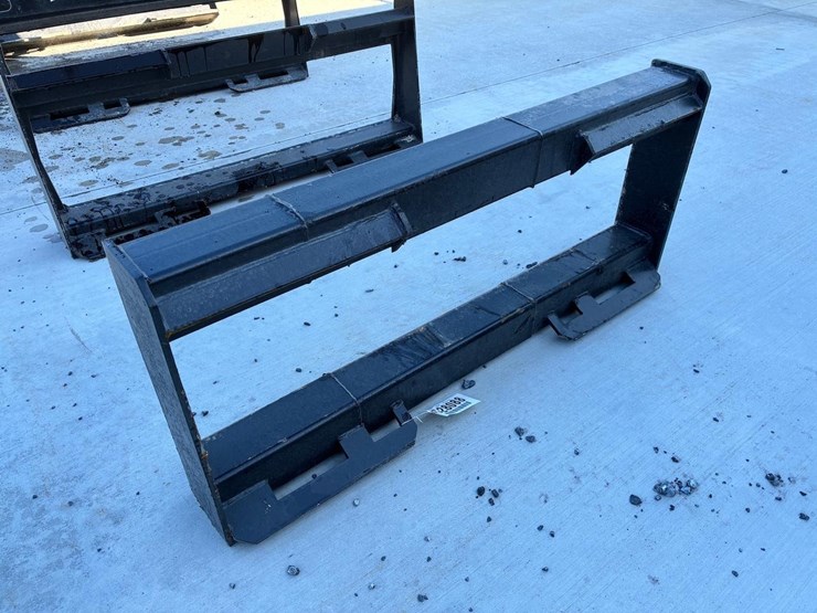 wildcat-skid-steer-quick-attach-frame-image-2