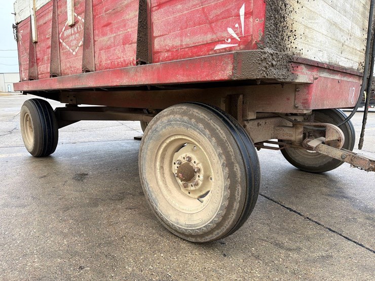 dohrman-6ft-x-12ft-wood-barge-wagon-image-15