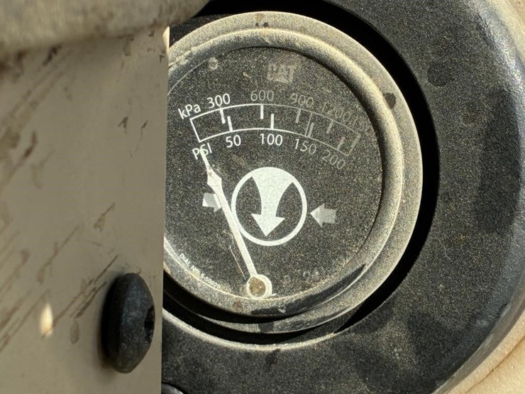 2003-caterpillar-143h-image-20