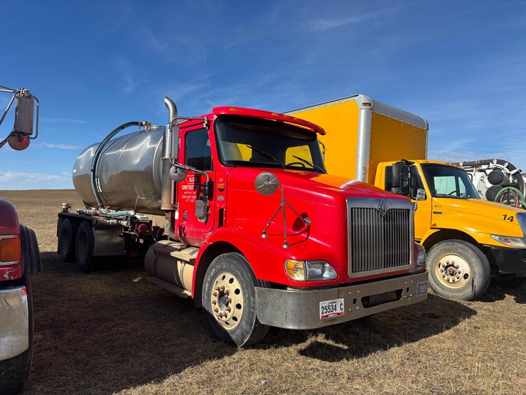 2000-international-9200i-image-5