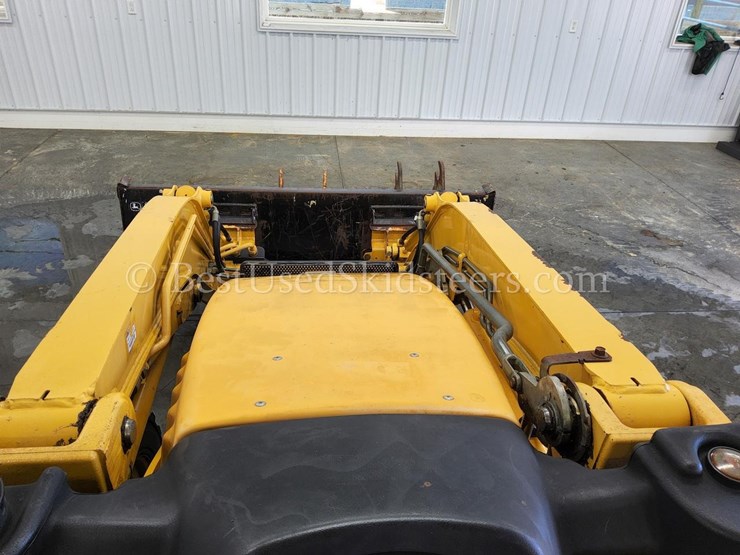 john-deere-110-image-32