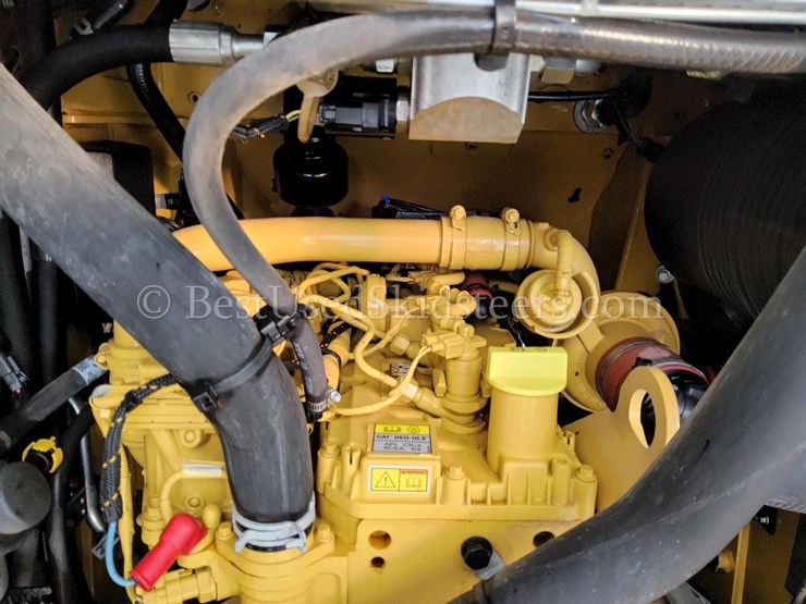 2024-caterpillar-255-image-16