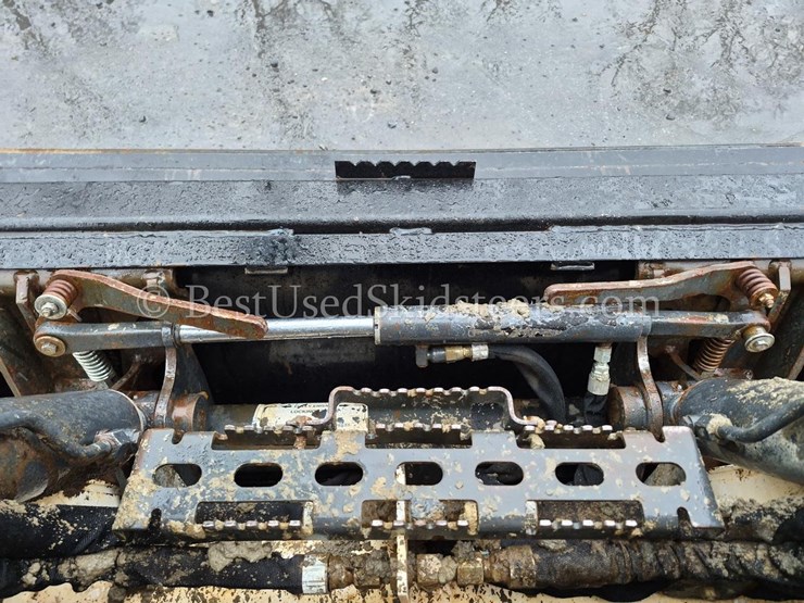 2017-bobcat-t650-image-13