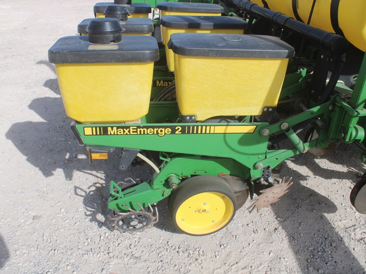 john-deere-7200-image-50