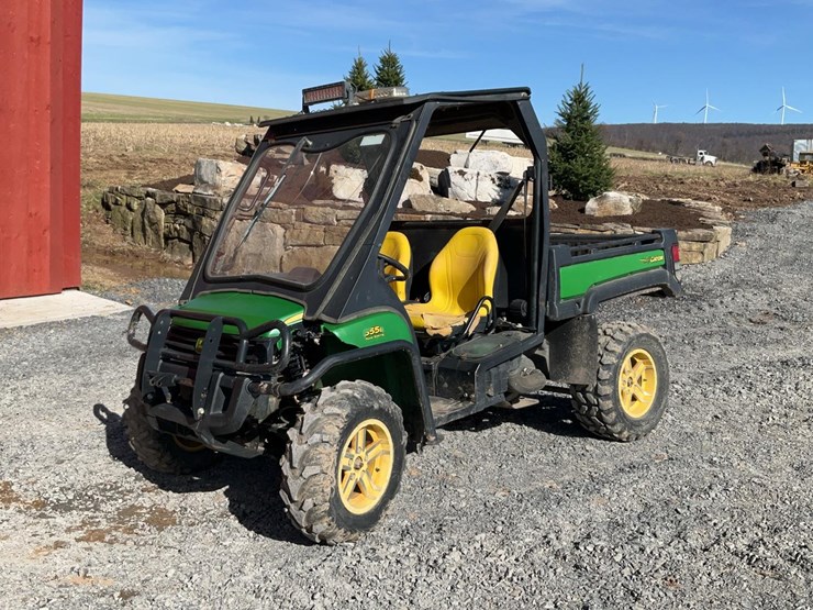john-deere-gator-image-3