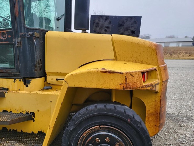 2012-yale-forklift-image-19