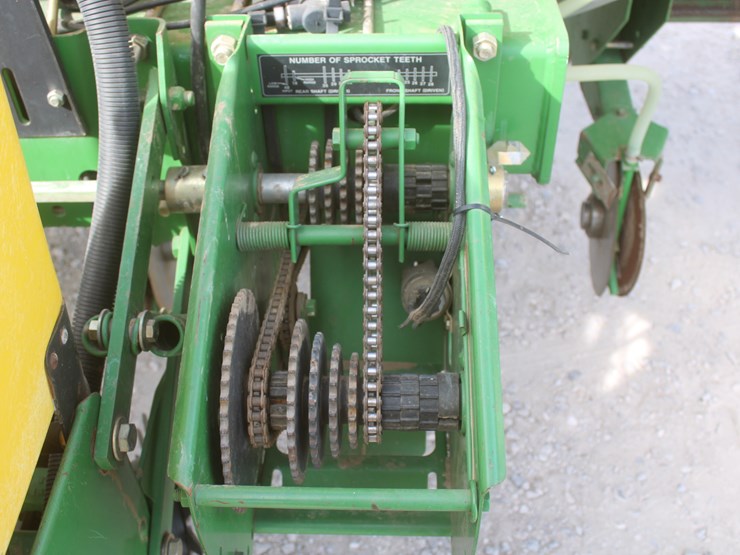 john-deere-7200-image-26