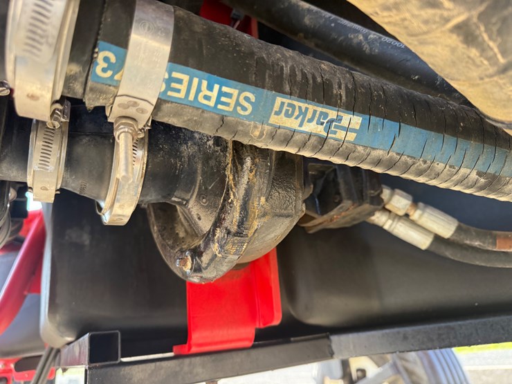 2015-apache-as720-image-80