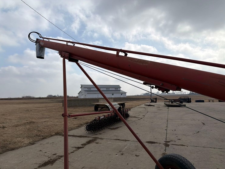 sudenga-8”-x-30ft-truck-auger-image-3