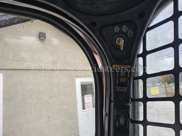 2018-bobcat-s650-image-31