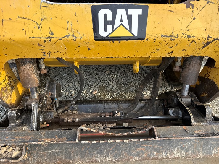 caterpillar-259d-image-12