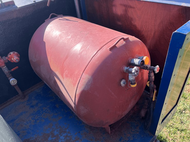 frick-steam-locomotive-with-track-image-246