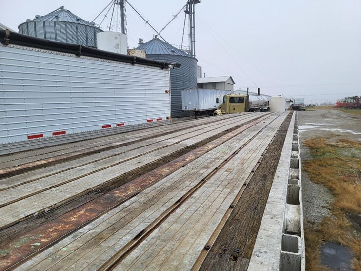 transcraft-eagle-superbeam-aluminum-tandem-axle-flatbed-semi-trailer-image-32