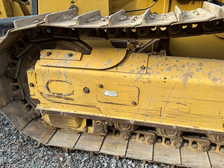 2023-caterpillar-d1-image-70