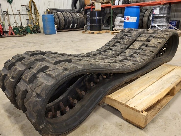 2012-bobcat-t190-image-51