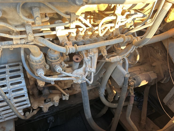 2006-deere-650d-lc-image-37