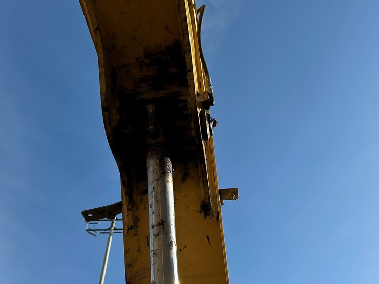 2017-komatsu-pc88mr-10-image-23