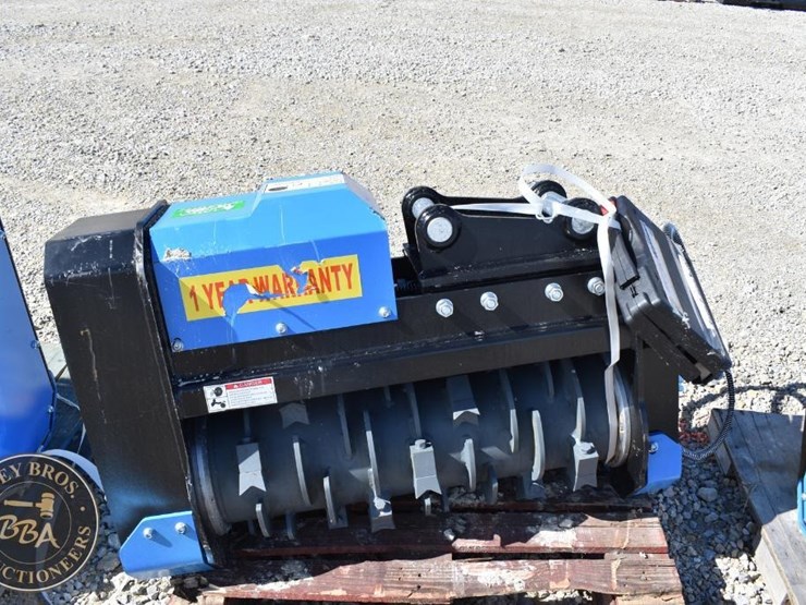 caterpillar-305-image-1