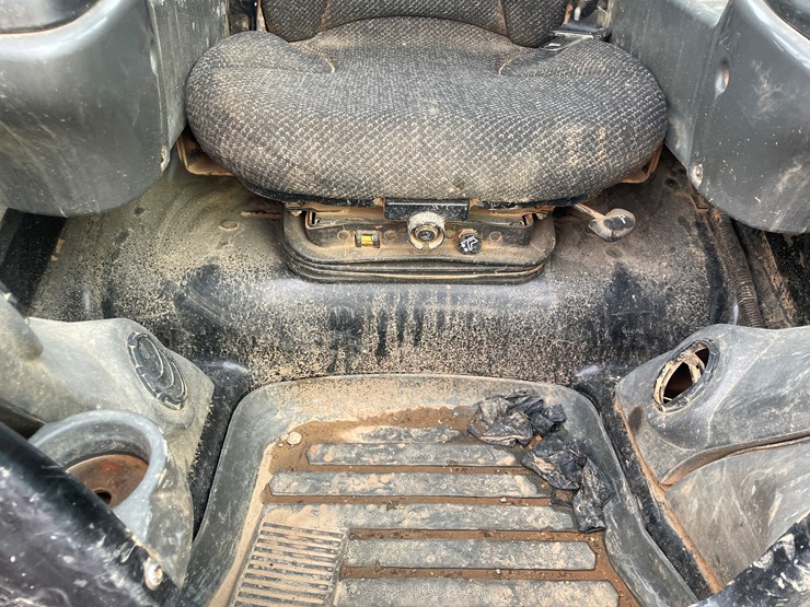 2017-caterpillar-259d-image-40