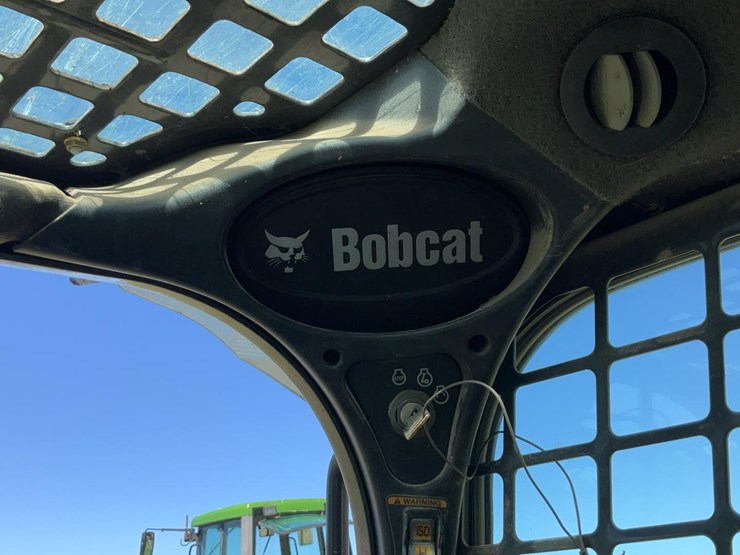 2013-bobcat-s630-image-15