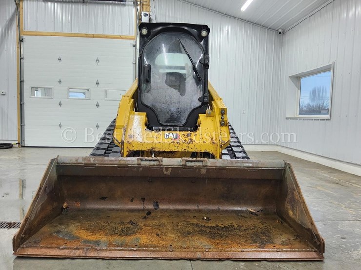 2020-caterpillar-299d3-image-4