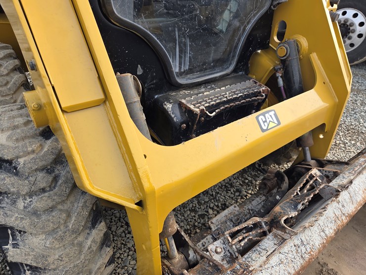 massey-ferguson-8-image-13