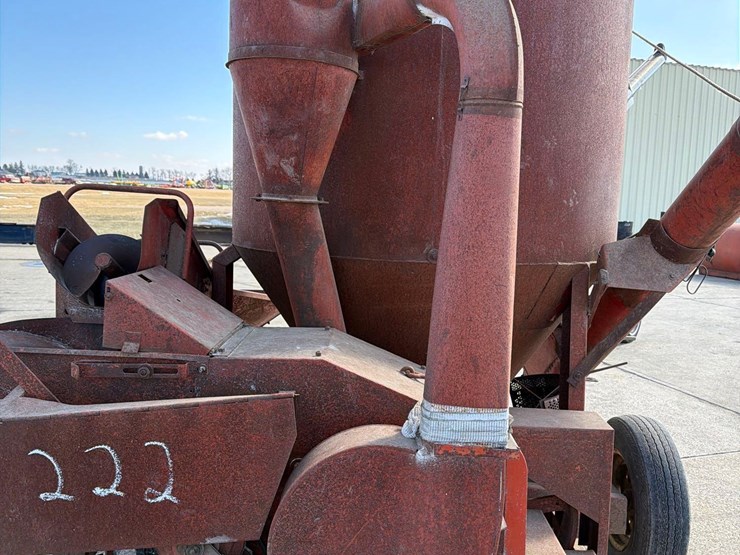 farmhand-feedmaster-grinder-mixer-image-16