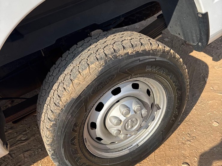 2012-dodge-ram-2500-image-25