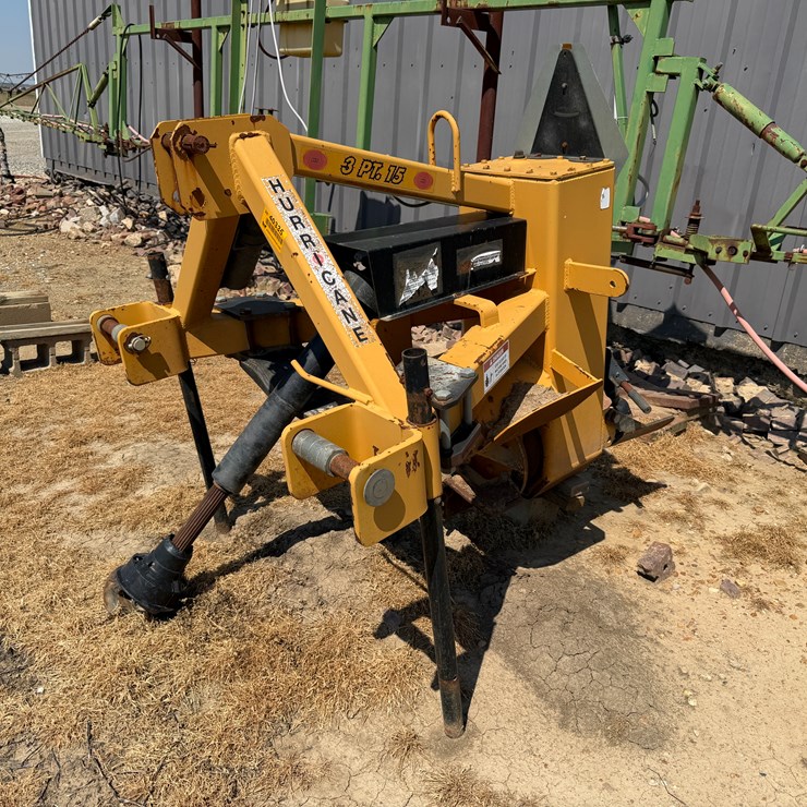 #40335 • Hurricane 15 Ditcher