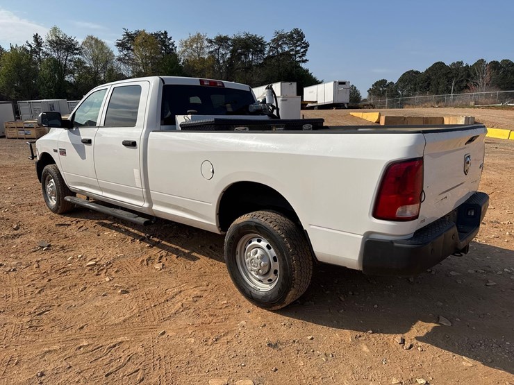 2012-dodge-ram-2500-image-3