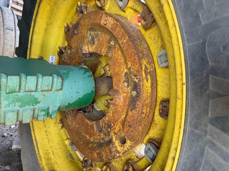 1985-john-deere-4840-image-11