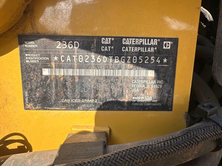caterpillar-236d-image-14