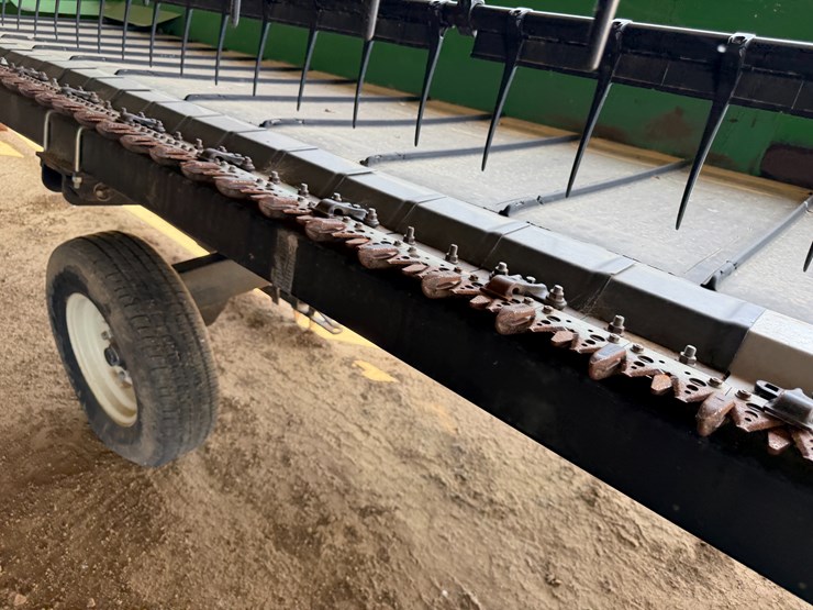 2014-john-deere-30-image-43