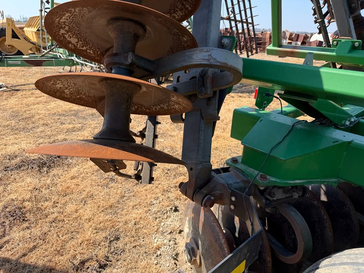 john-deere-2623-image-68