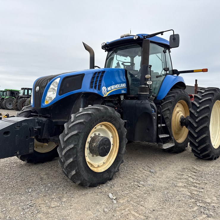 2015 NEW HOLLAND T8.410