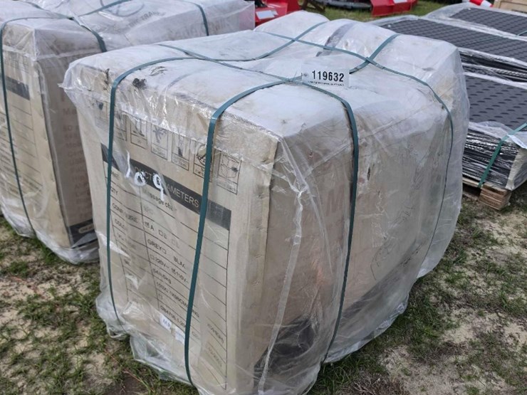 --absolute---new-high-end-massage-chair-image-2