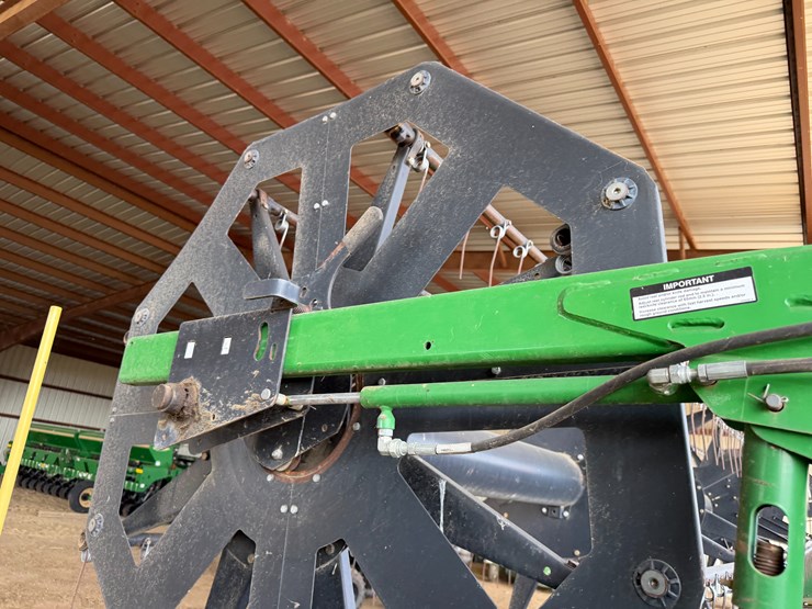 2014-john-deere-625d-image-29