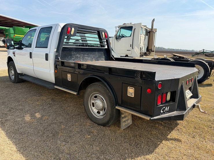 2010-ford-f350-image-4