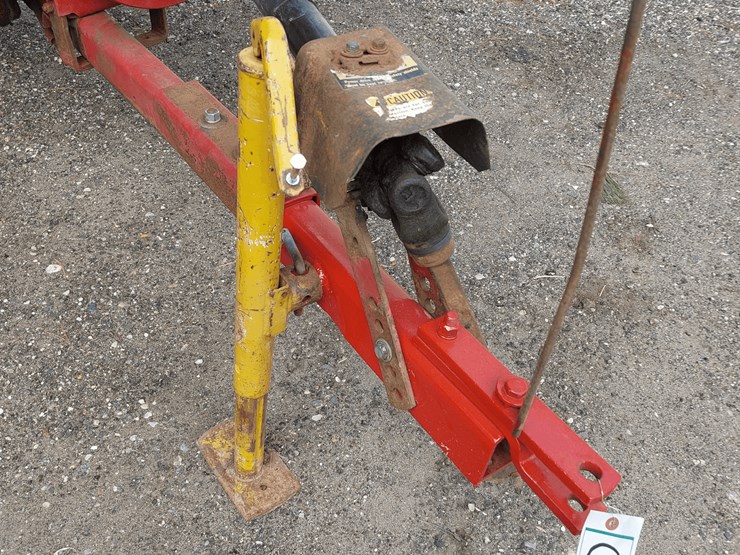 ih-435-square-baler-image-25