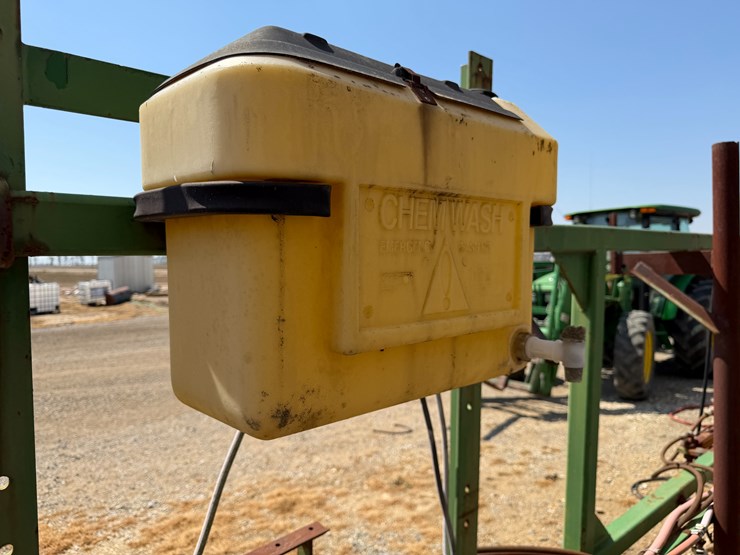 #40336-•-54'-spray-boom-image-43