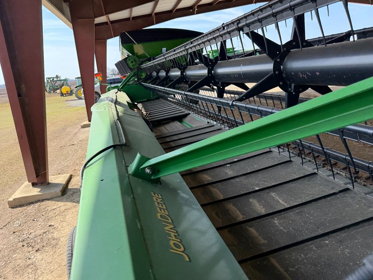 2014-john-deere-30-image-53
