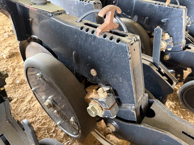 #40294-•-great-plains-2520-25'-grain-drill-image-35