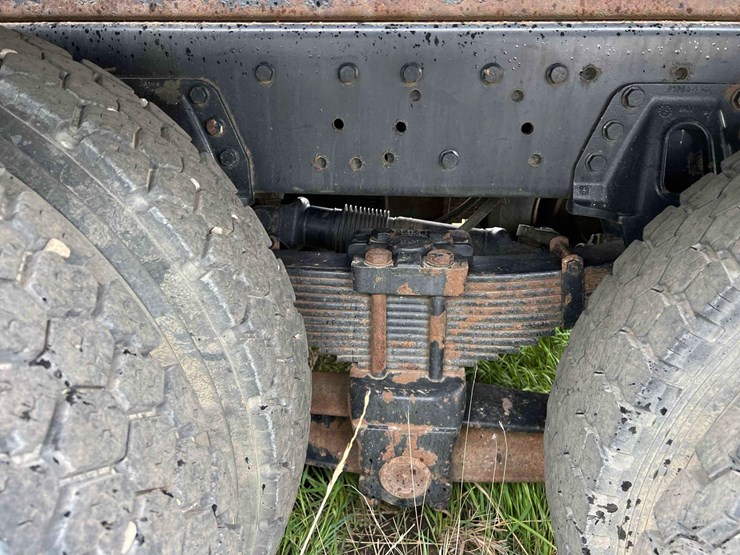 1999-international-2674-image-22