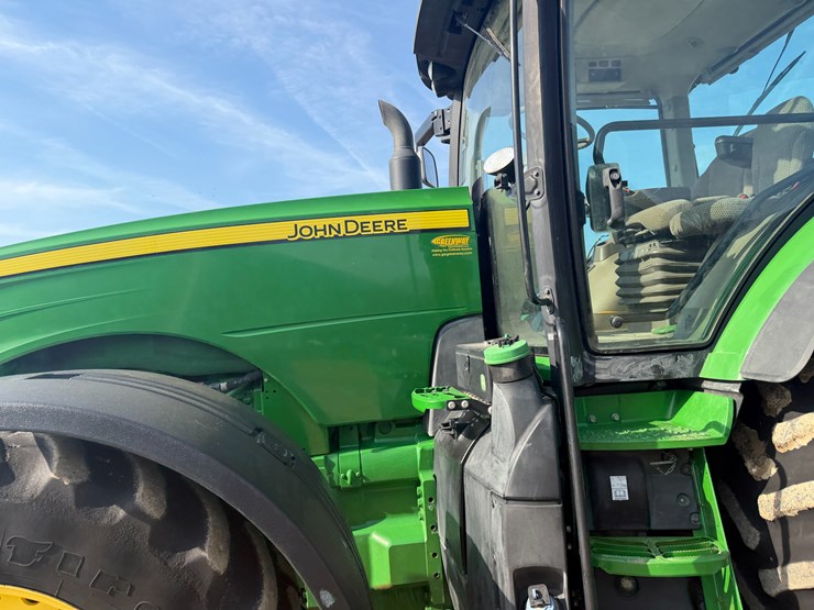 2017-john-deere-8320r-image-27