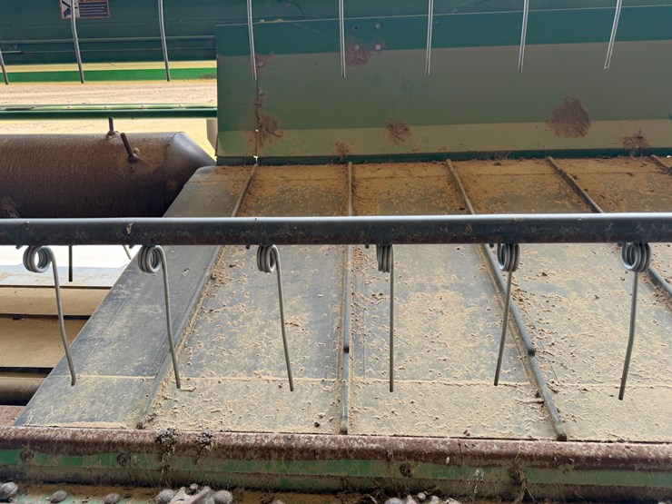 2014-john-deere-625d-image-41