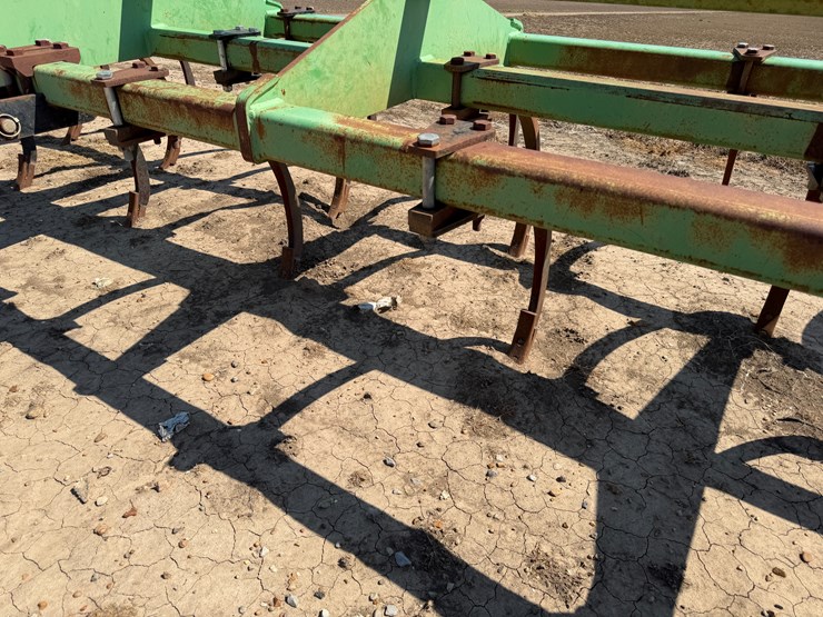 #40333-•-bigham-brothers-23'-chisel-plow-image-29